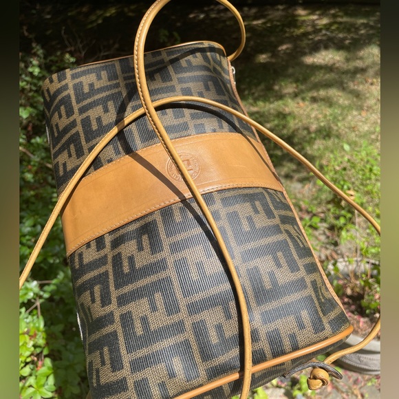 🧚Auth💖Beautiful💖 FENDI Zucca Zucchino FF Monogram Pochette Clutch Crossbody✨ - Picture 13 of 13